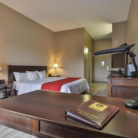 Comfort Inn & Suites Saint-Jerome Buitenkant foto